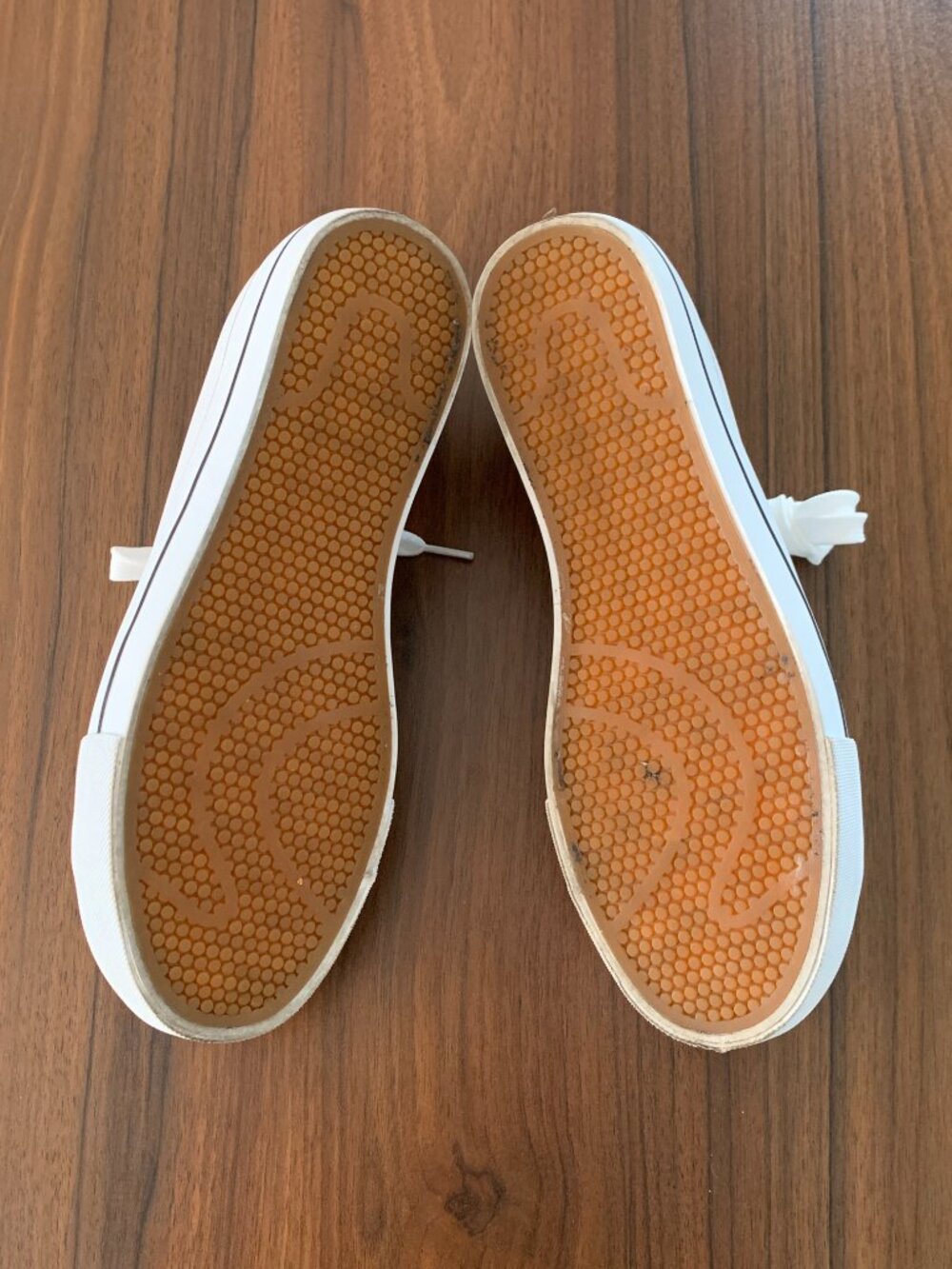 NWOB Faux Leather Converse Style Textured White Sneaker Shoes Casual 8 EU 39 - Picture 8 of 8